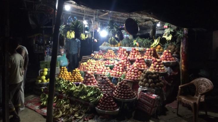 A store able to do business at night